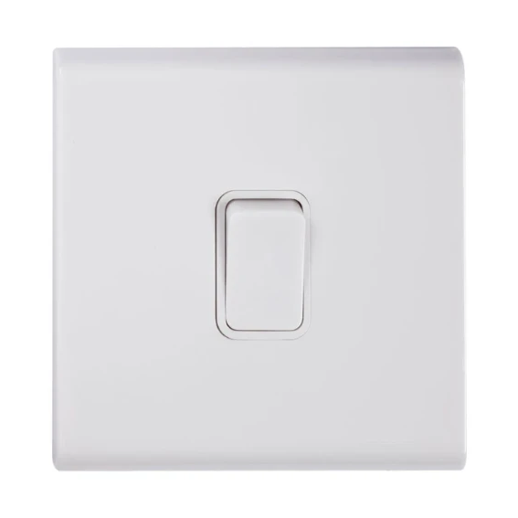 Deta 8606WHW Slimline Screwless 10A 1 Gang Intermediate Light Switch White