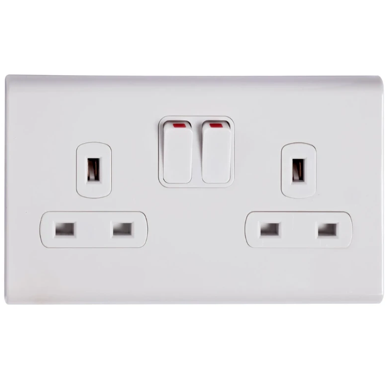 Deta 8632WHW Slimline Screwless 13A DP 2 Gang Switched Double Socket White