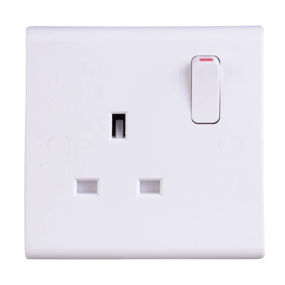 Deta S1207S Slimline 13A 1 Gang Switched Single Socket