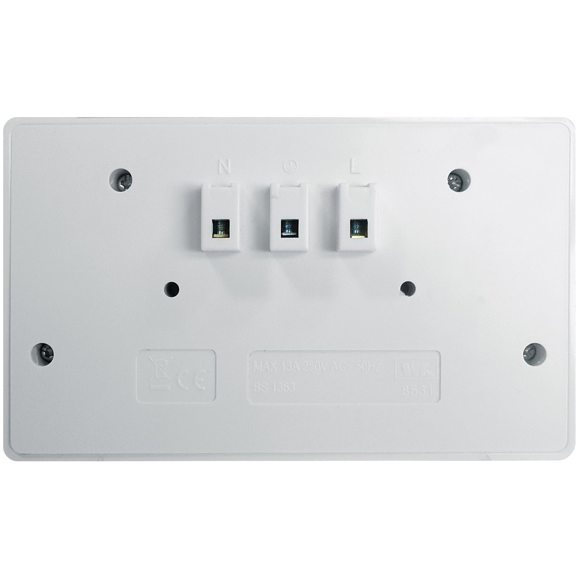 Eterna CONVERT2 Converter Socket 1 to 2 Gang White