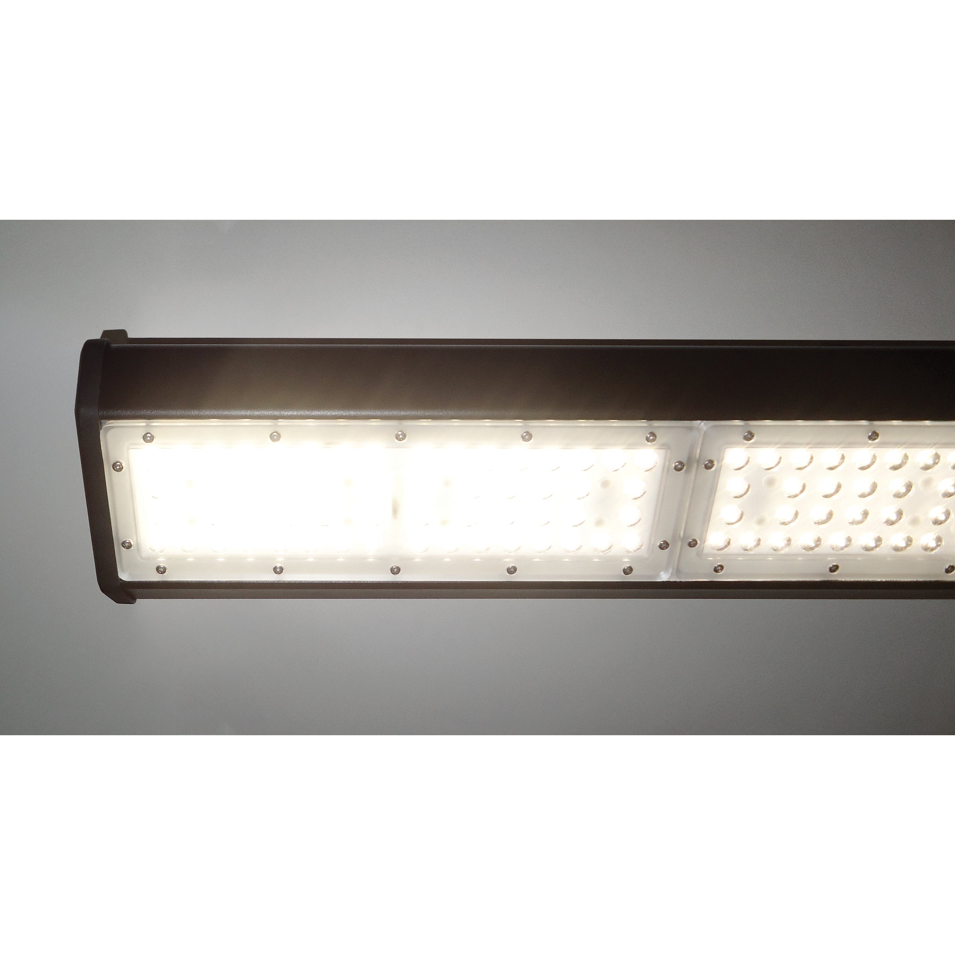 Eterna HBAYLIN 150W Linear Highbay with 90° Lens Black