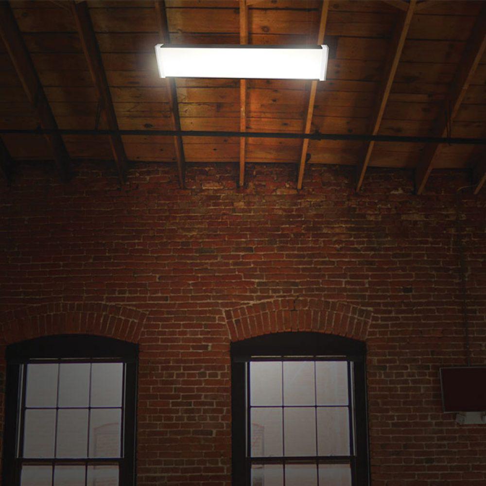 Eterna LEDLBAY30 30W LED Linear Fitting Black