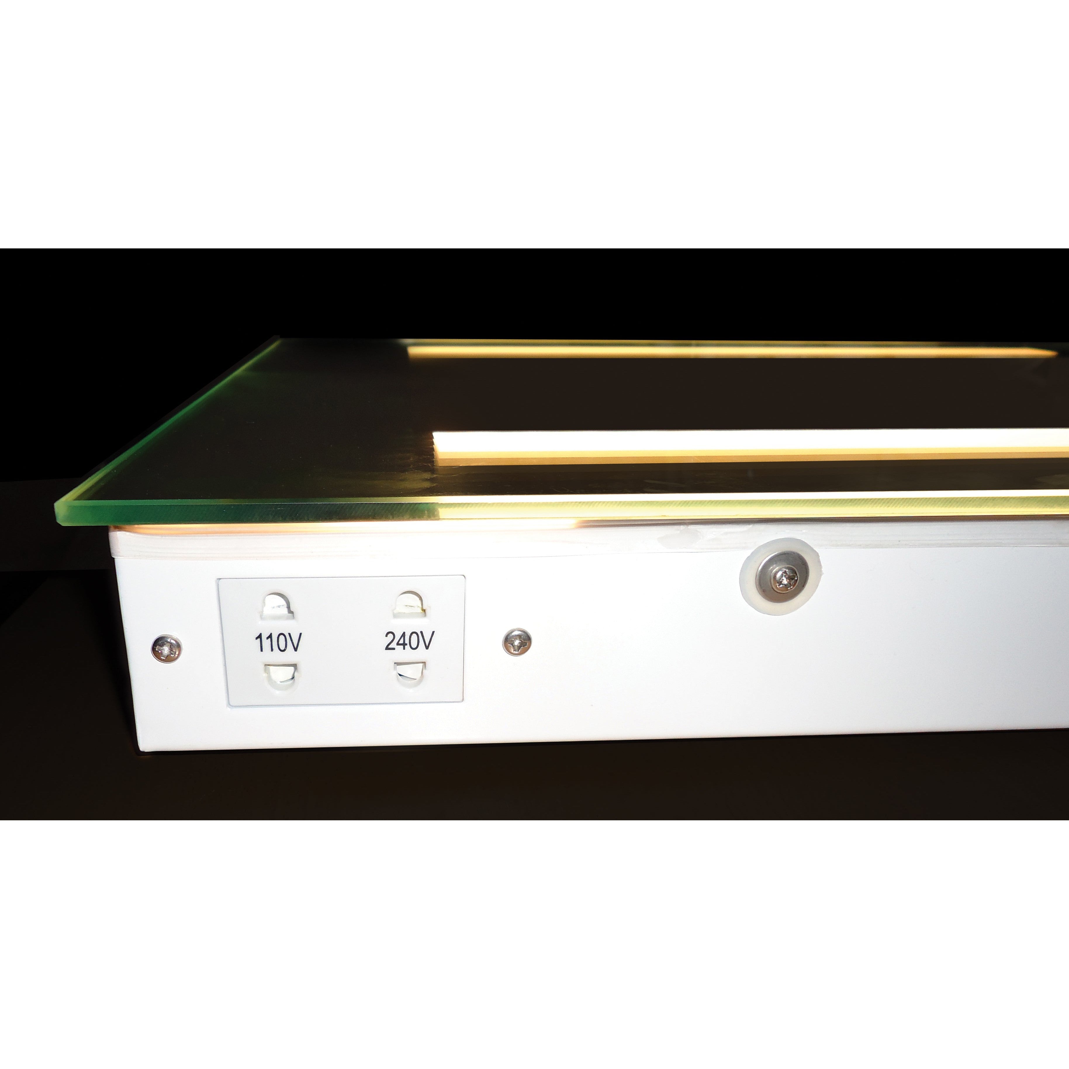 Eterna LEDMIRROR LED Mirror Light with Shaver Socket