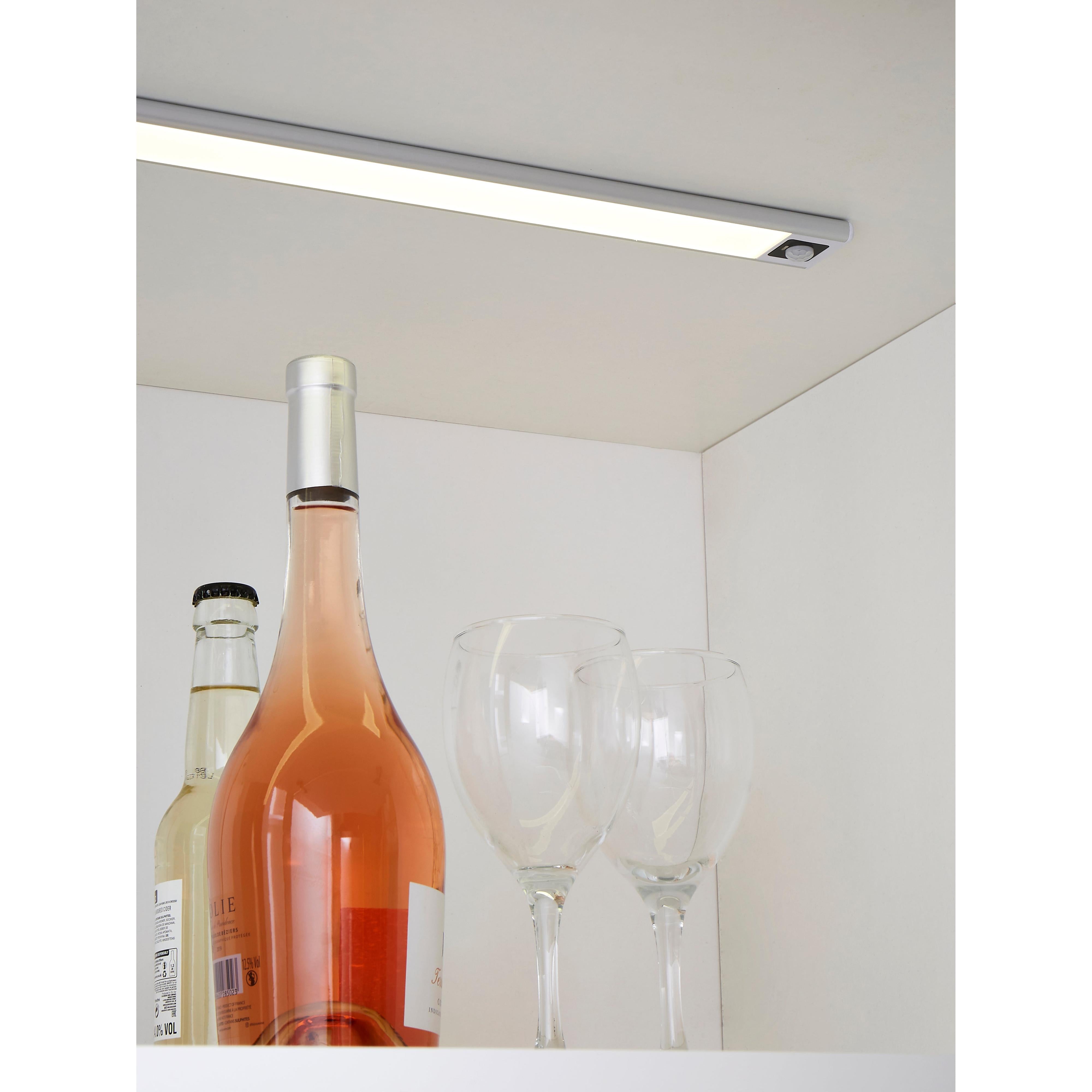 Forum CUL-37387 Ligero 2w Flat Rechargeable Cabinet Light with PIR Sensor