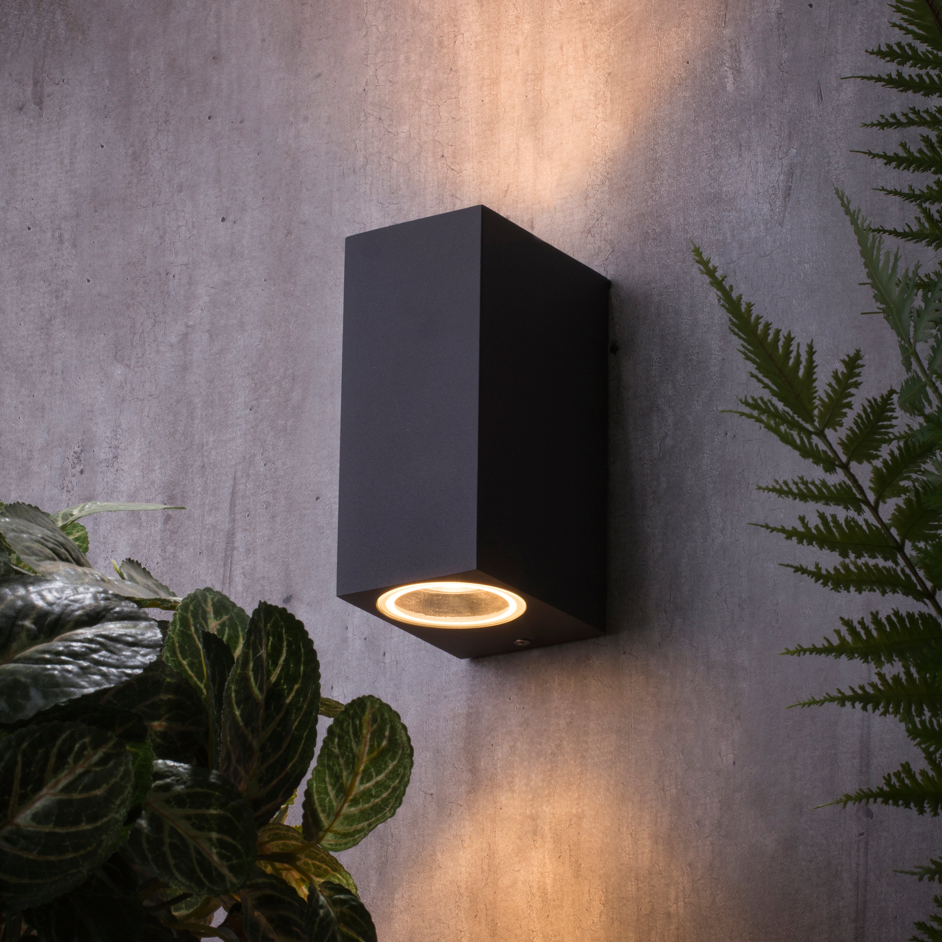 Forum ZN-31759-ANTH Fleet Outdoor Square Wall Light, Anthracite