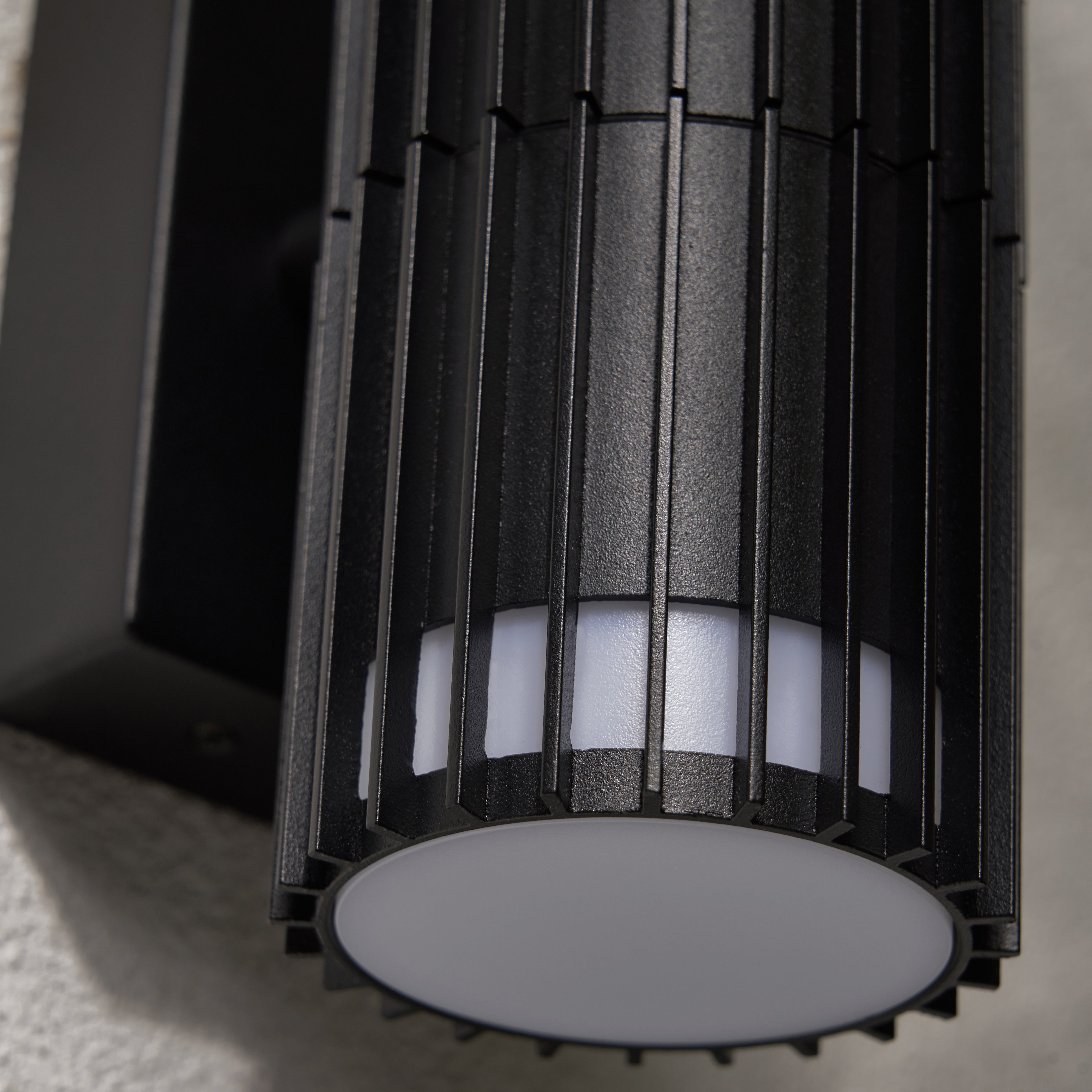 Forum ZN-44264-BLK Muto Outdoor Fixed Down Wall Light, Black