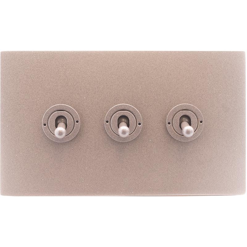 Hamilton 7BGCT23-C Hartland CFX Bassalt Gray 3 gang 20AX 2 Way Toggle Bassalt Gray c/w BG Classic Toggle
