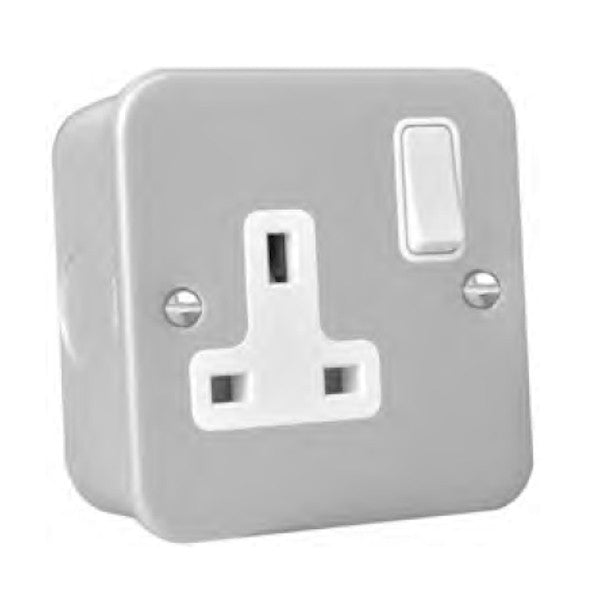 Hamilton MCSS1WH-W 1 Gang Metal Clad Single Socket