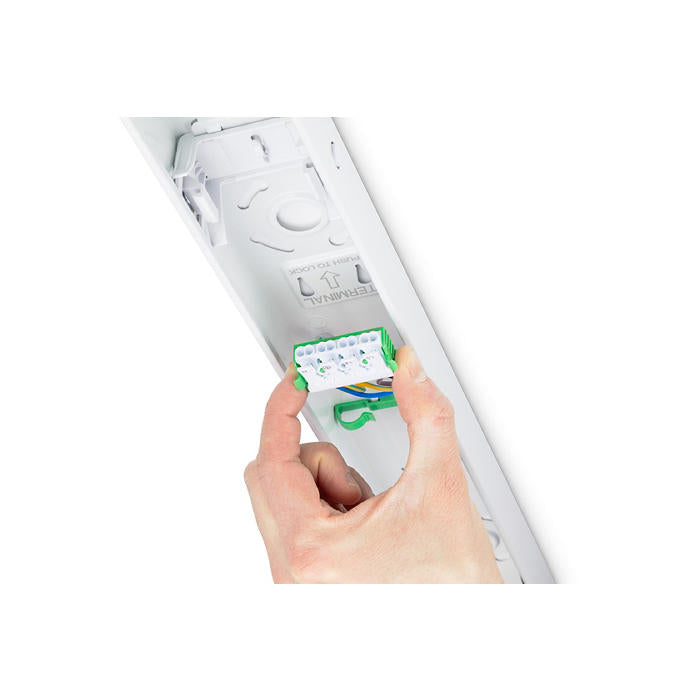 JCC JC100225 Skypack™ Pro LED Batten 6ft 79W 3000K/4000K/5700K IP40 White Opal Microwave dim Emergency