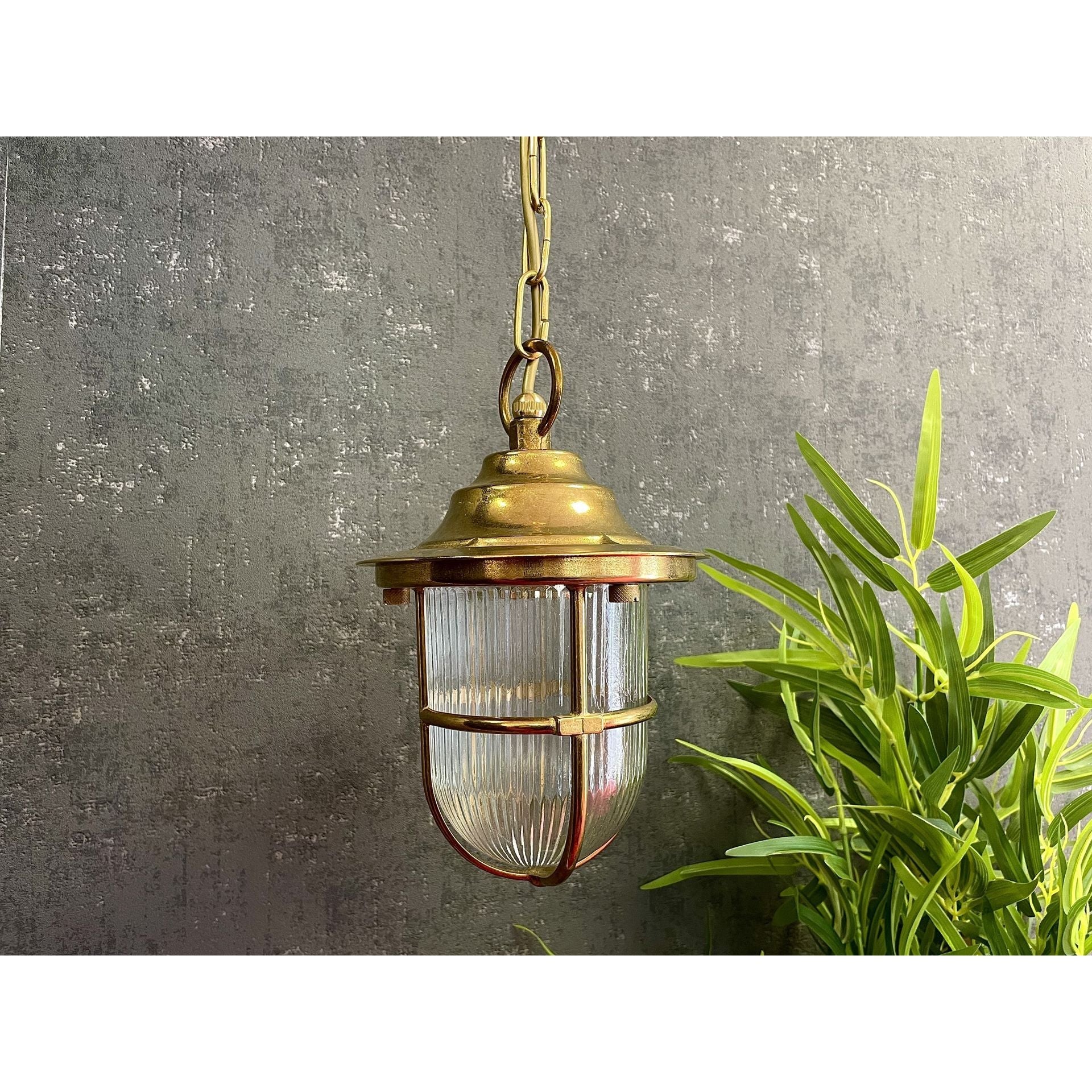Navigator Hull Guard Pendant Lantern