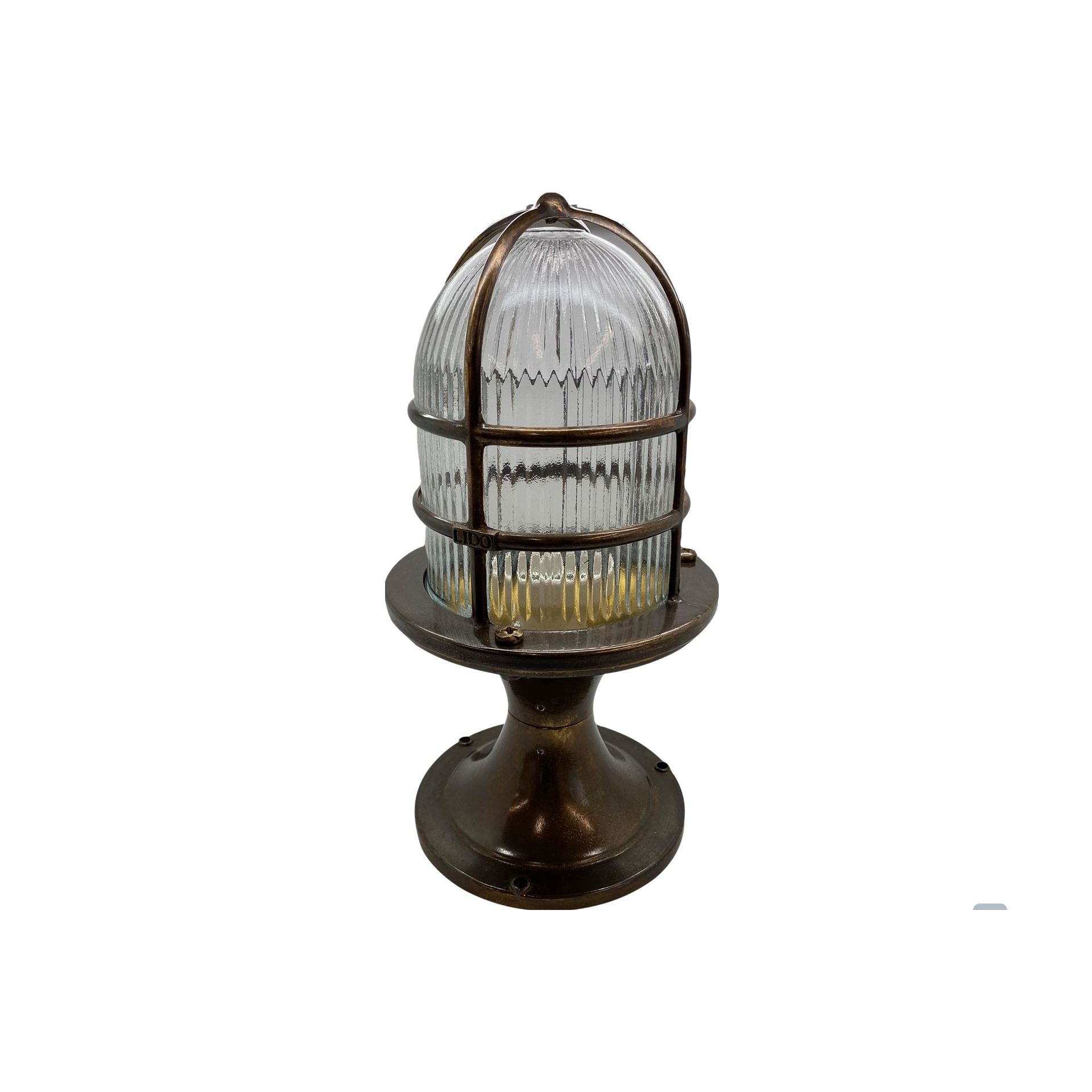 Navigator Wellington Grand Post Lantern