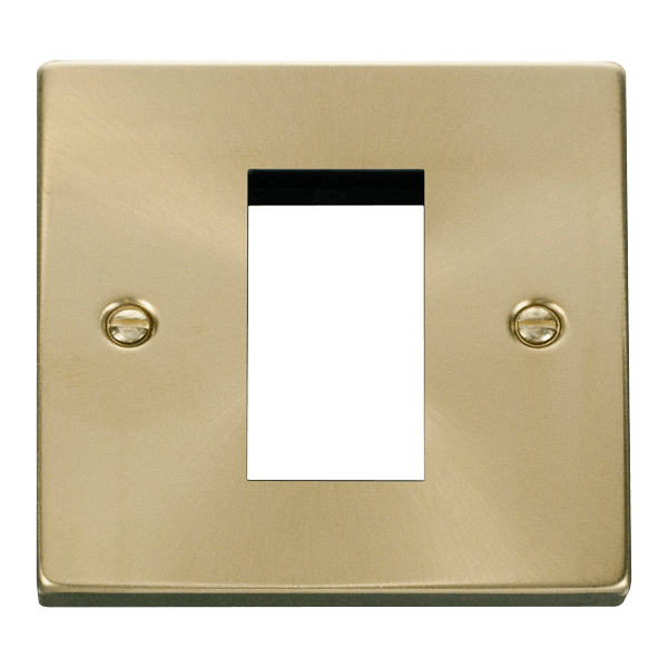 Click VPSB310 Single Plate (Single Media Module Aperture)