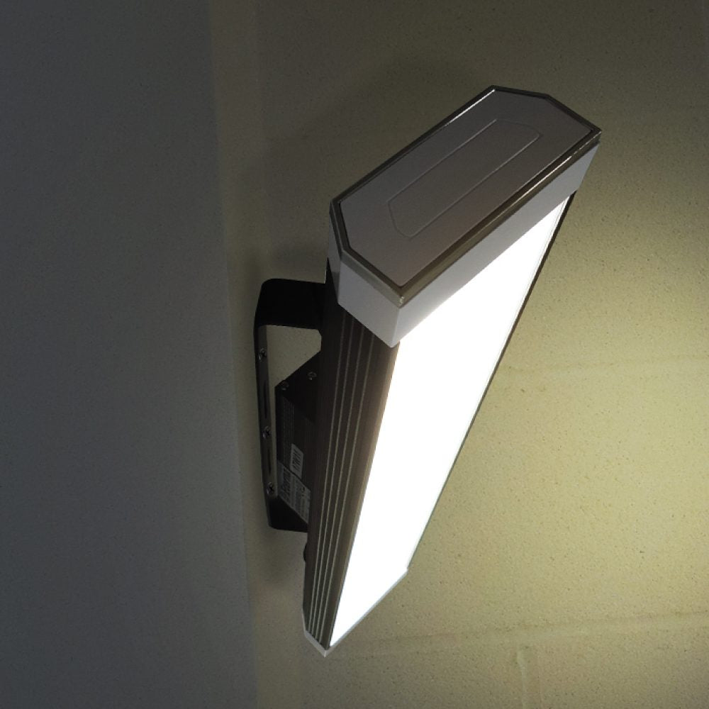 Eterna LEDLBAY50 50W LED Linear Fitting Black