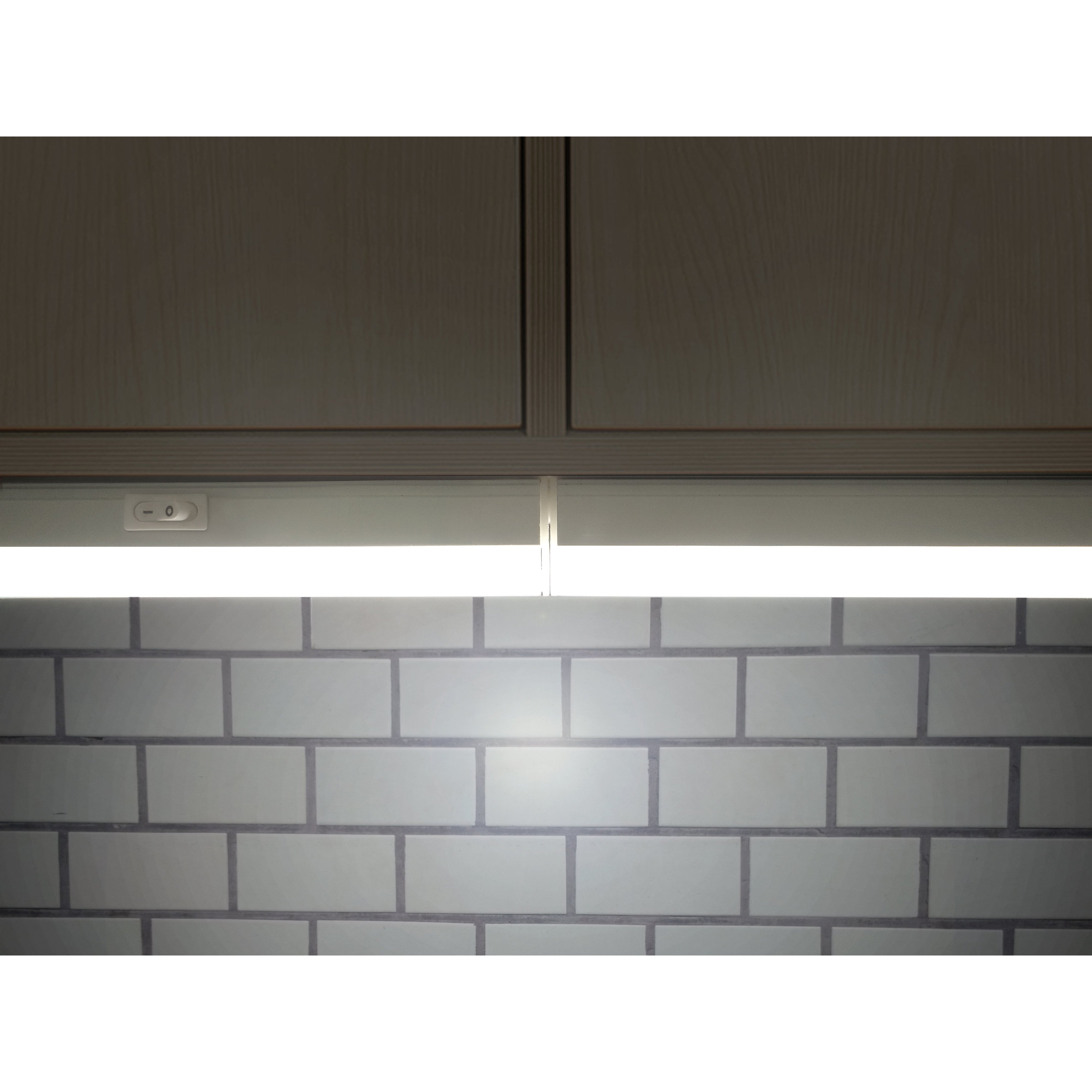 Eterna LINKCS9 9W Colour Selectable LED Linkable Linear Light Fitting White