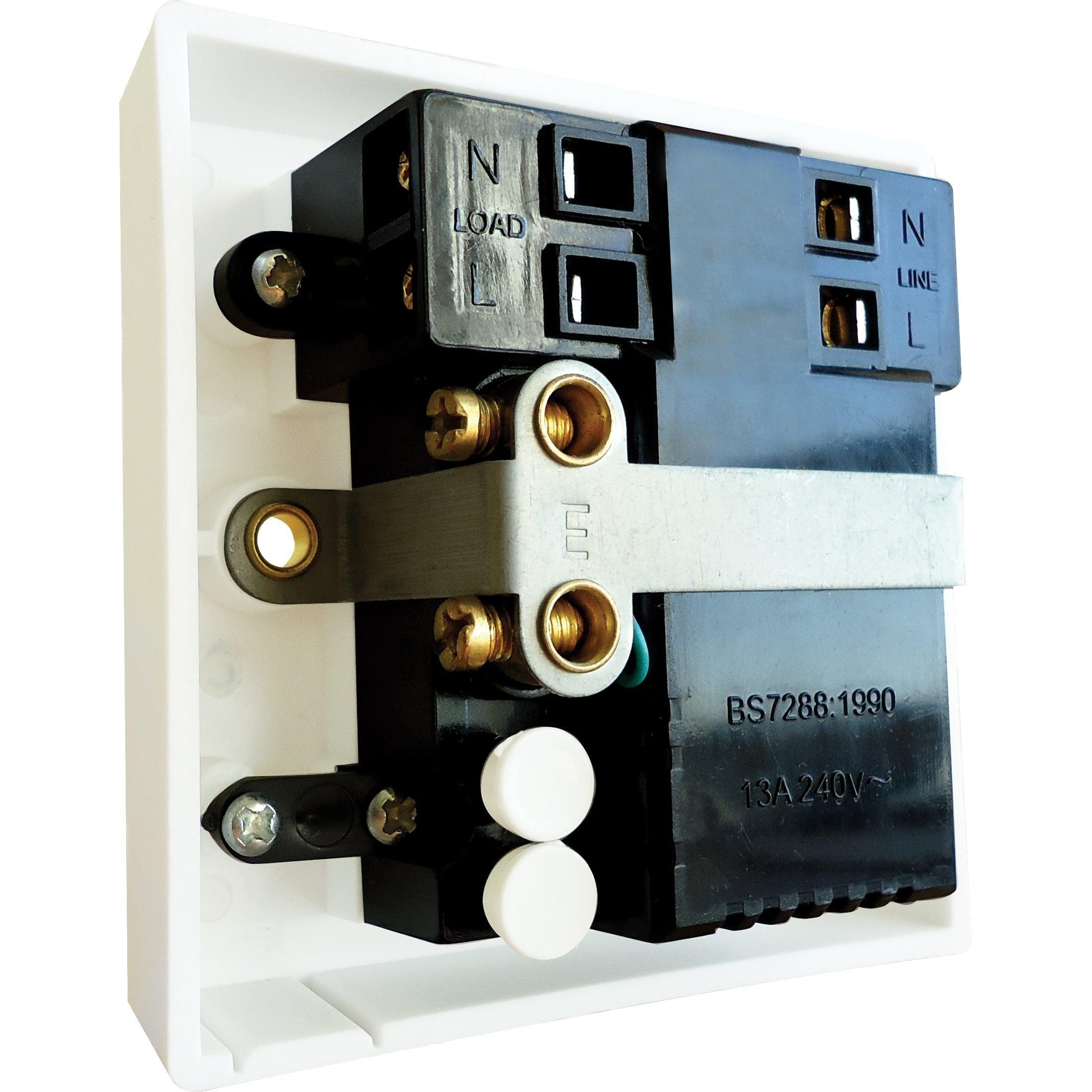 Eterna SSRCDWH Single Fused RCD Spur White