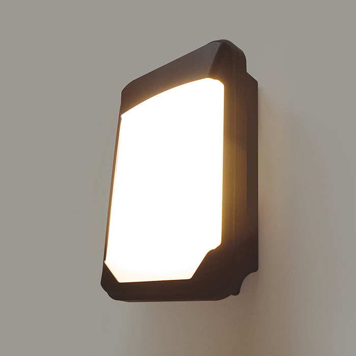 Eterna WPCSBKPC LED Bulkhead IP65 17W with Photocell Black