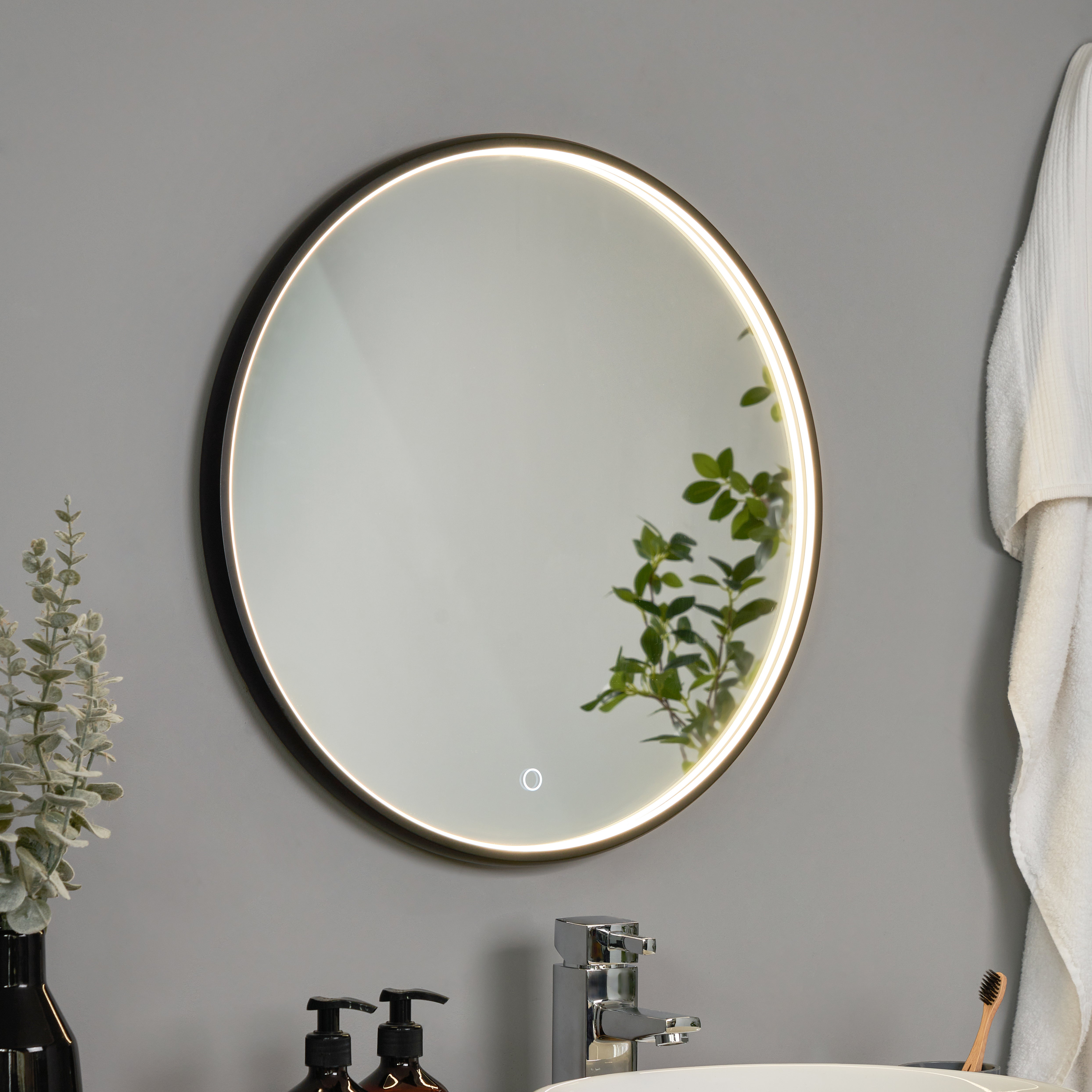 Forum SPA-44396 Roc LED Framed Mirror with Demist Black