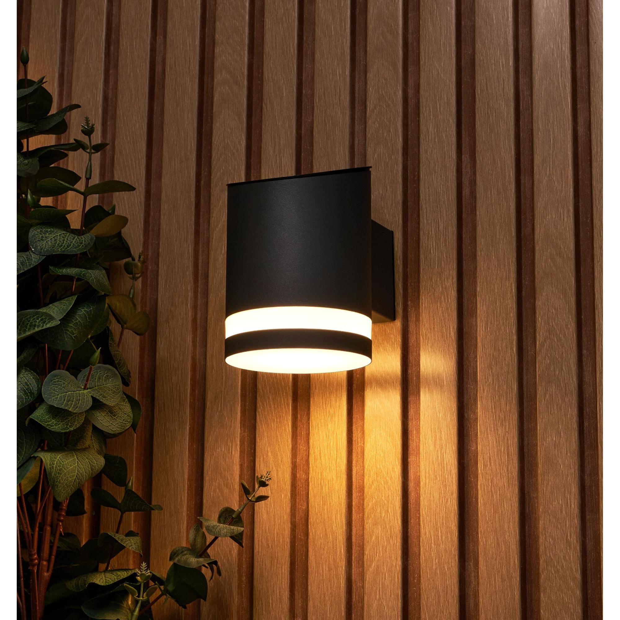 Forum ZN-42047 Trimdon Outdoor Solar LED Wall Light - Anthracite
