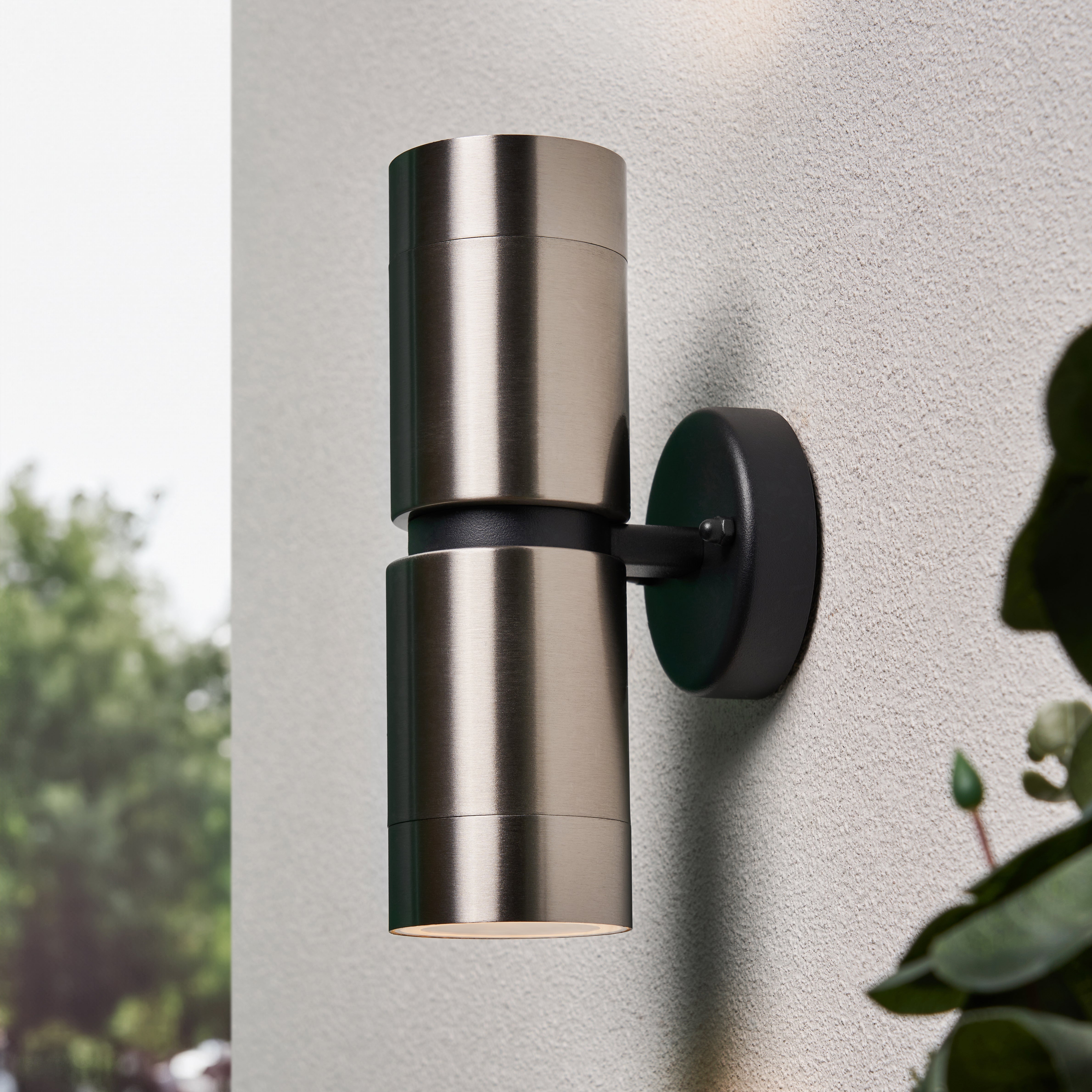 Forum ZN-43121-SST Yuki Outdoor Up and Down Wall Light, Stainless Steel