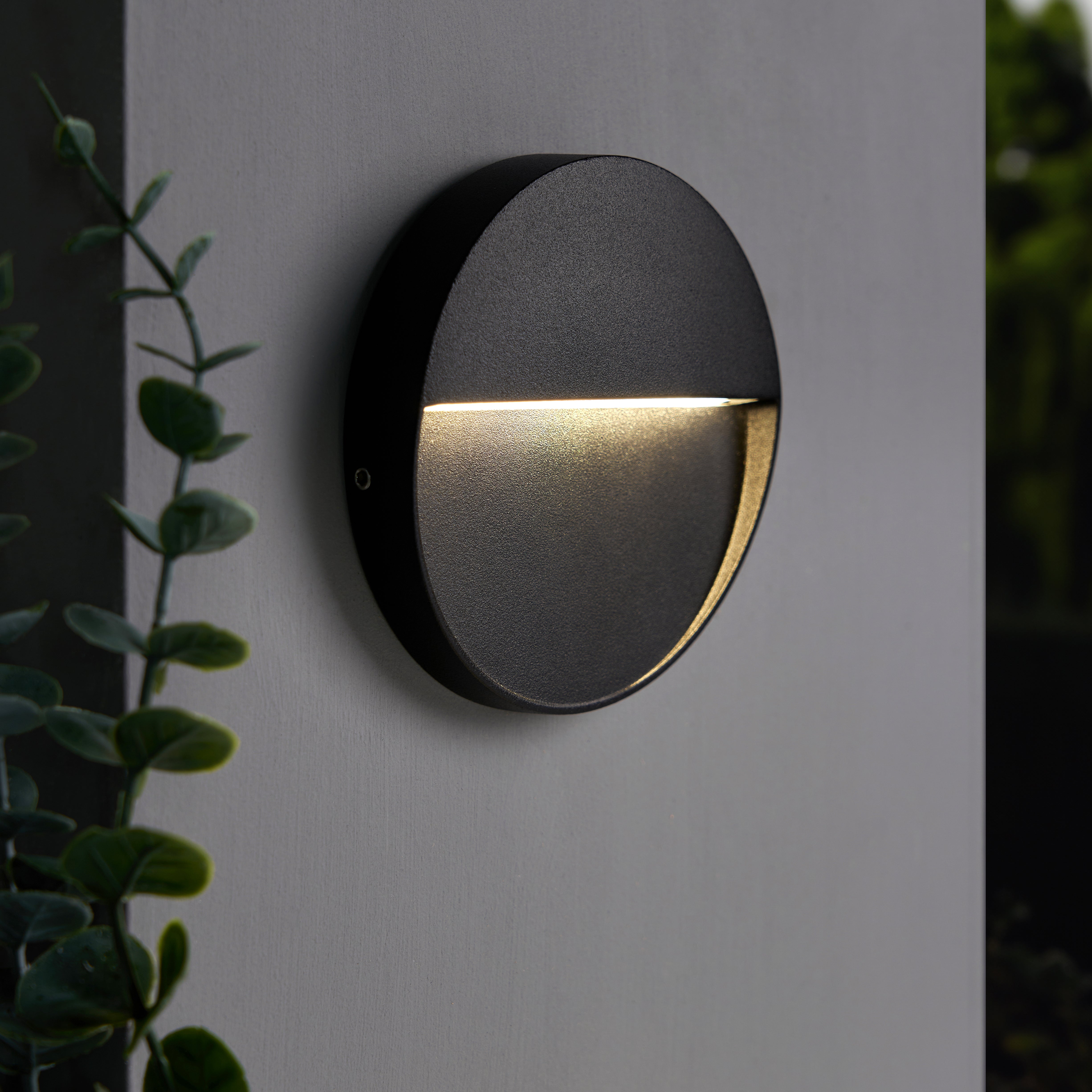 Forum ZN-44236-BLK Onza Outdoor LED 11cm Round Wall Light, Black