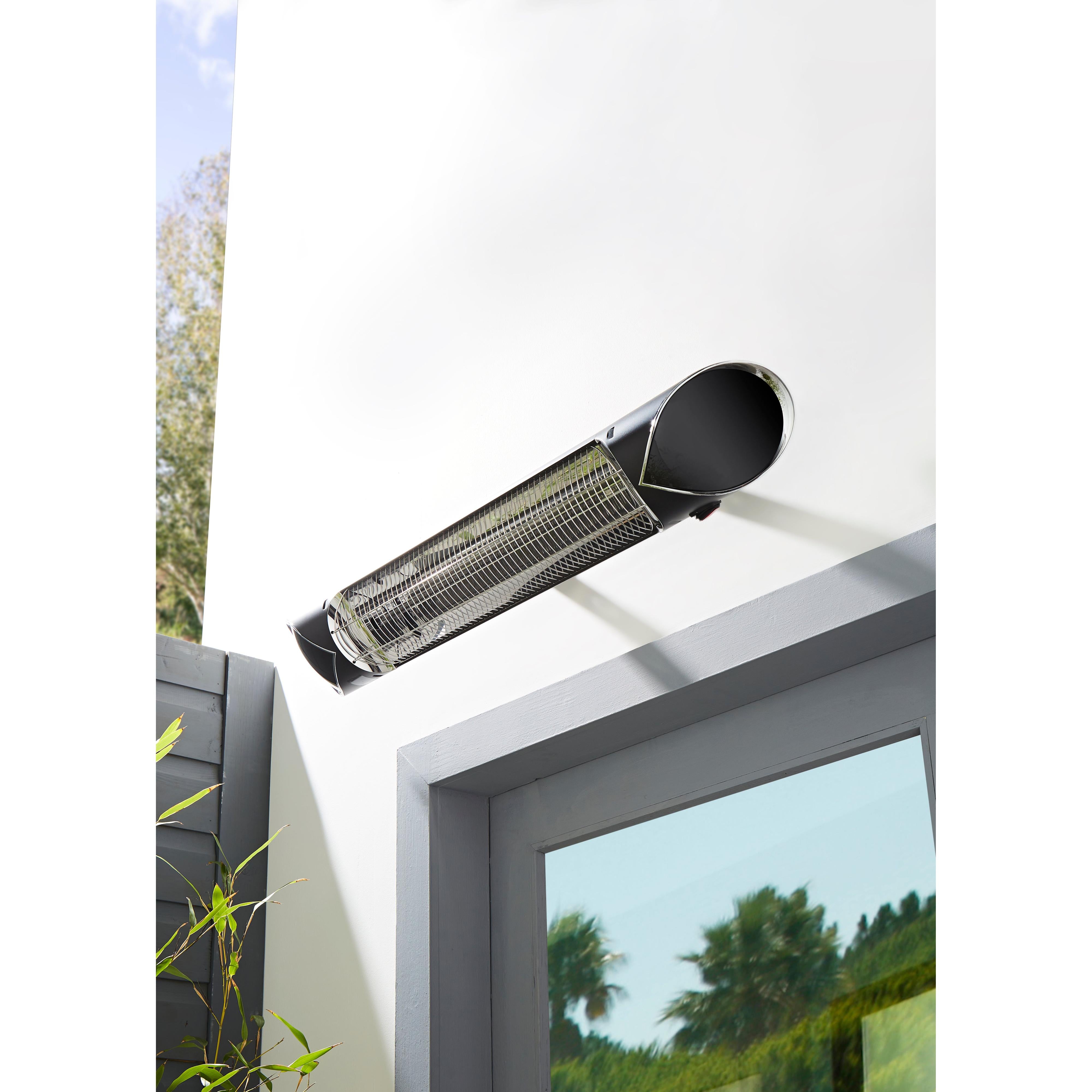 Forum ZR-32328-BLK Wall Mnt Pat Htr 2KW Remote 24hr timer in/outdoor