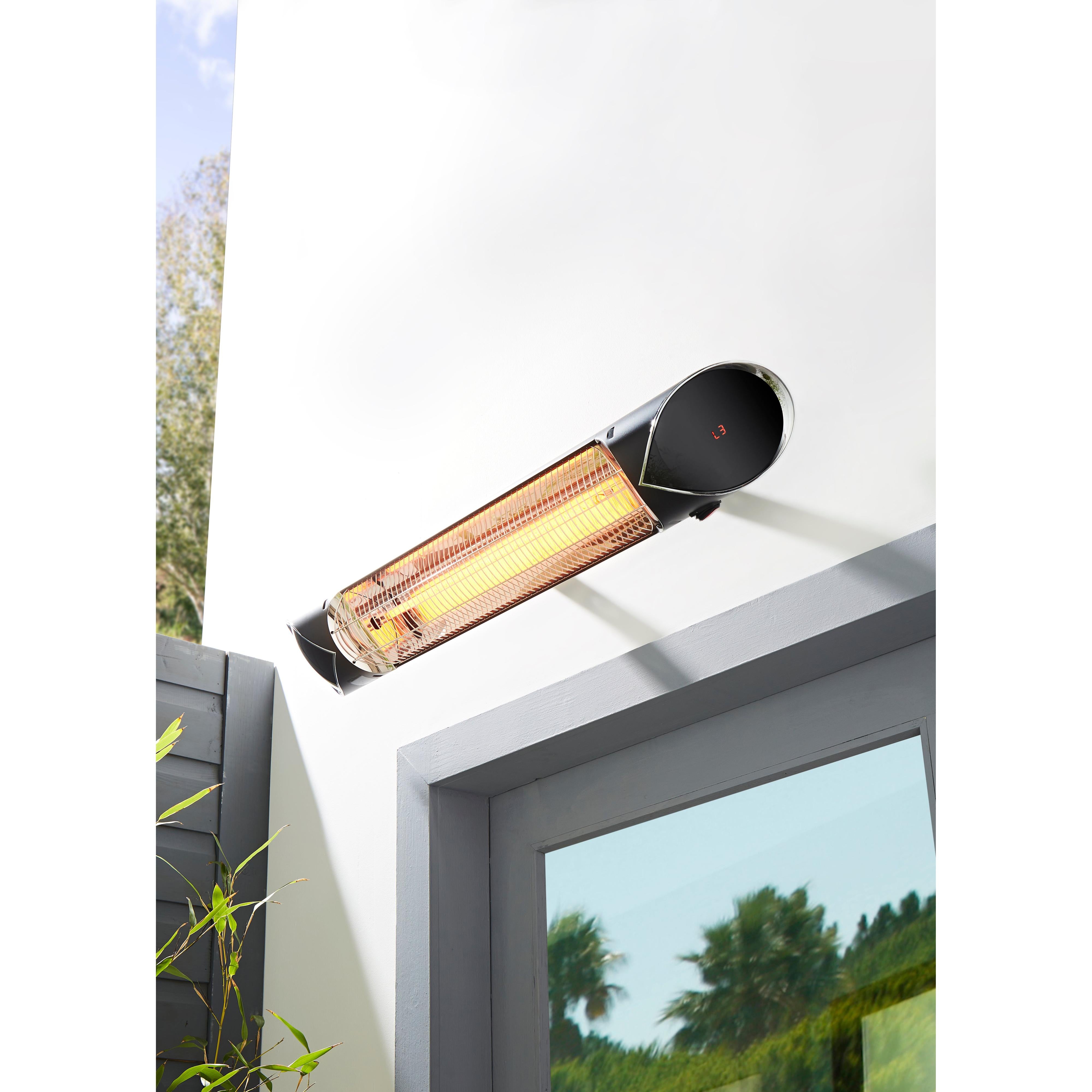 Forum ZR-32328-BLK Wall Mnt Pat Htr 2KW Remote 24hr timer in/outdoor