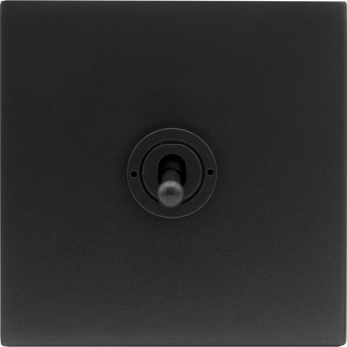 Hamilton 7MBCT31-C Hartland CFX Matt Black 1 gang 20AX Intermediate Toggle Matt Black c/w MB Classic Toggle