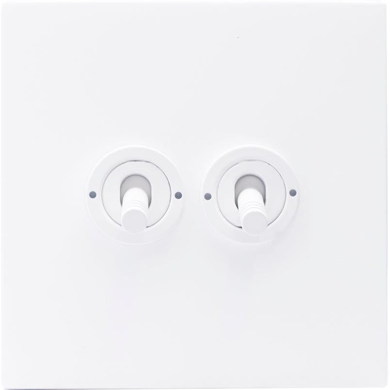 Hamilton 7MWCT22-K Hartland CFX Matt White 2 gang 20AX 2 Way Toggle Matt White c/w MW Knurled Toggle