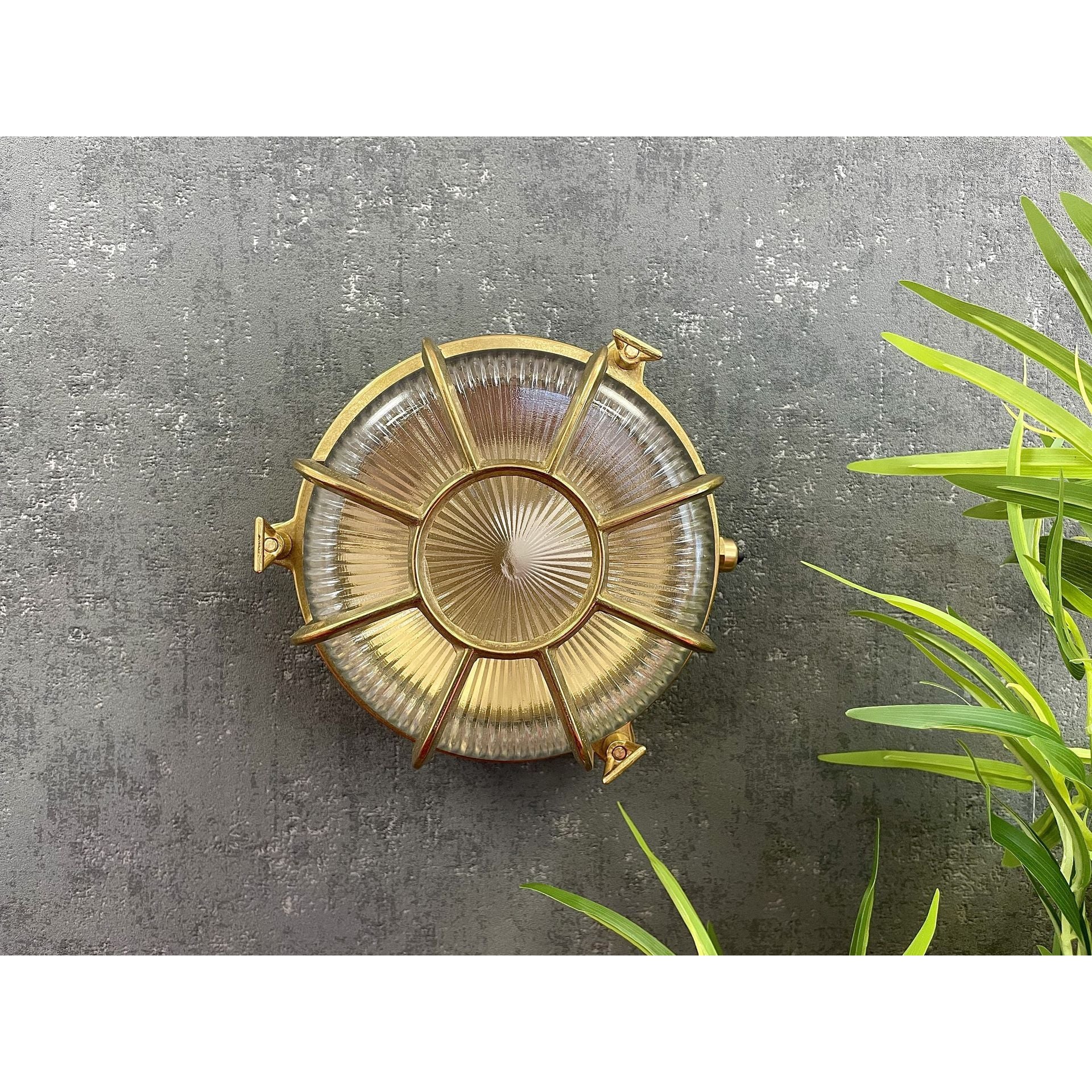 Navigator Grand Capstan Radial Porthole Bulkhead